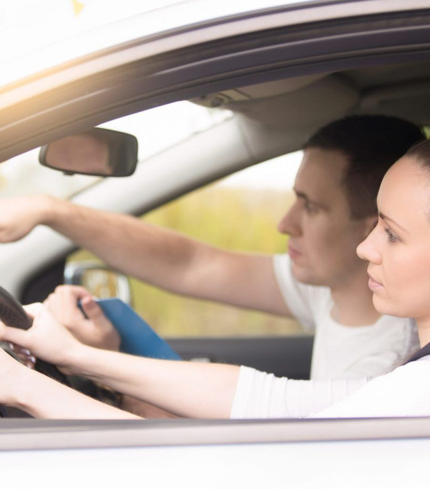 Alex Fahr- und Führerschein Firma